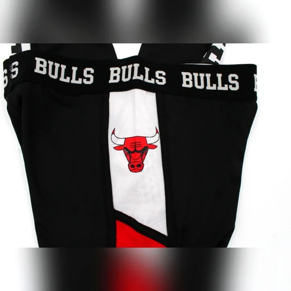 NBA Chicago Bulls Leggings – Size M | Black/Red/White - Picture 3 of 5